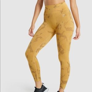 Gymshark Adapt Camo Seamless Leggings in Yellow